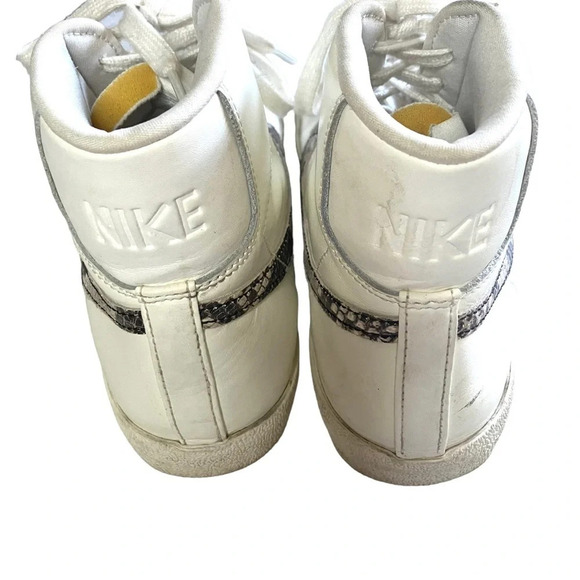 Nike Blazer Mid‎ ‘77 SE in Snakeskin 9 - Picture 7 of 8